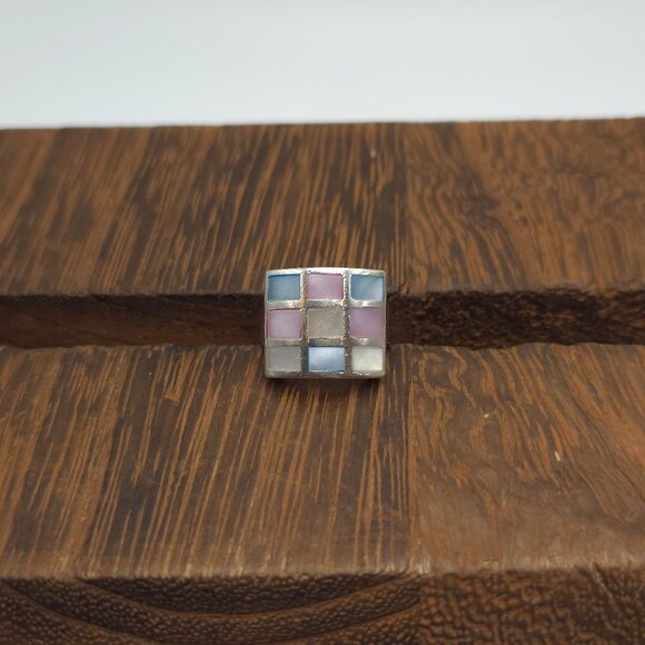 Size 6.5 925 Sterling Silver Thick Blue Pink White Shell Square Ring - Picture 1 of 8